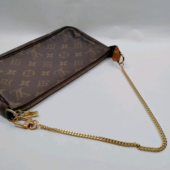 Louis Vuitton Signiture Brown Mono Pochette W/ LV Chain (EUC)(COA)✨️ - Picture 2 of 10